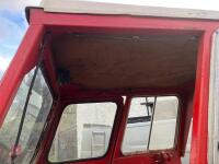 1972 MASSEY FERGUSON 165 2WD TRACTOR - 70