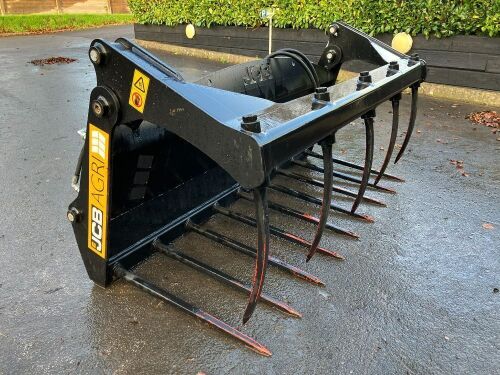2023 JCB 1.8M AGRI PWR DUNG GRAB