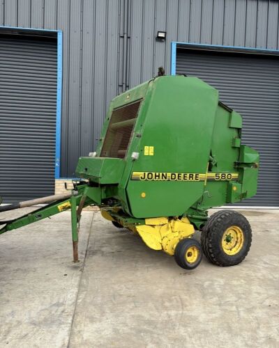 2001 JOHN DEERE 580 BALER