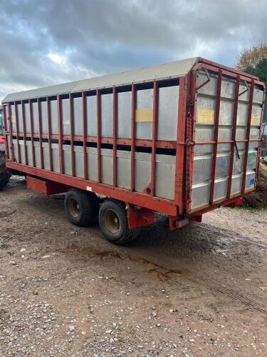 20' LAGAN LIVESTOCK TRAILER