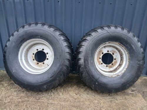 2 TYRES AND RIMS