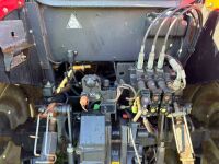 2011 MCCORMICK MTX 135 4WD TRACTOR - 8