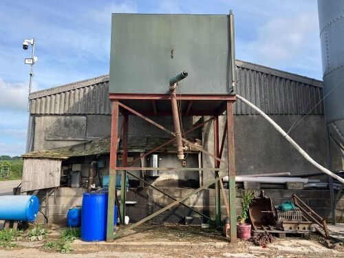 2.65M X 1.75M MOLASSES TANK & STAND