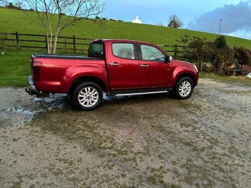 2019 ISUZU D MAX DOUBLE CAB 4WD PICK UP