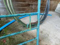 2 X METAL GATES - 6