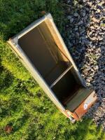 4' TROUGH/PLANTER - 3