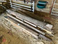 MIXED SQUARE AND ROUND POSTS - 2