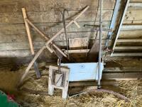 VINTAGE HAND TOOLS - 8