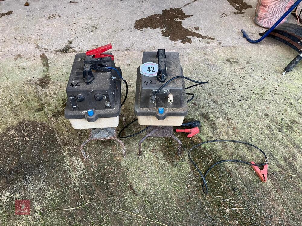 2 X HOTLINE P500 FENCERS