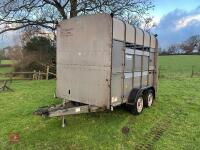 IFOR WILLIAMS 10' LIVESTOCK TRAILER