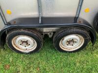 IFOR WILLIAMS 10' LIVESTOCK TRAILER - 26