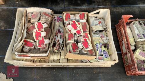 TRAY OF MIXED PLANT LABELS