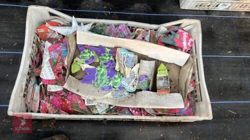 TRAY OF MIXED PLANT LABELS