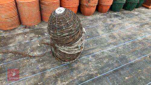 10 X 30CM WICKER HANGING BASKETS