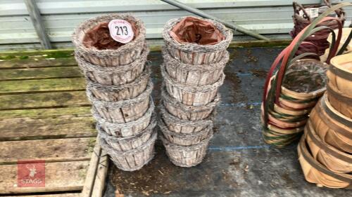 14 PLANTS/TABLE DISPLAY POTS