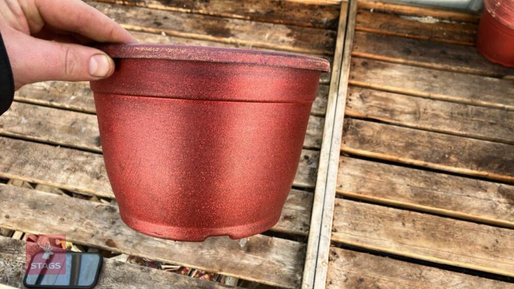 20 PLASTIC PAINTED RED POTS