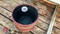 20 PLASTIC PAINTED RED POTS - 3