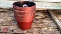 20 PLASTIC PAINTED RED POTS - 4