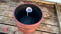 20 PLASTIC PAINTED RED POTS - 5