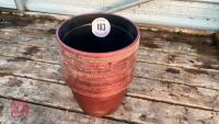 20 PLASTIC PAINTED RED POTS