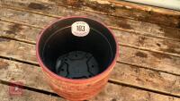 20 PLASTIC PAINTED RED POTS - 2