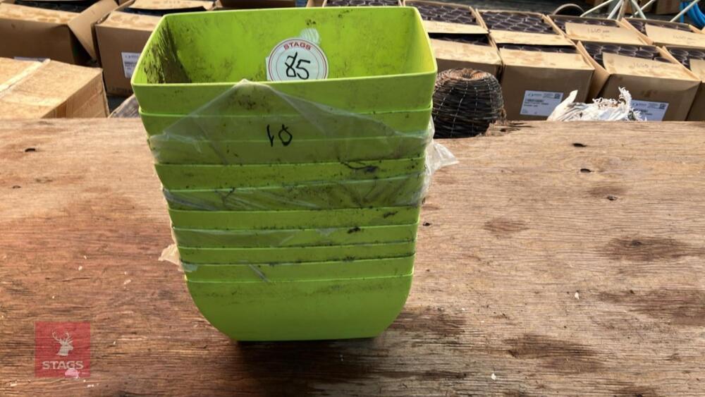 10 VERDE 30CM PLANTERS