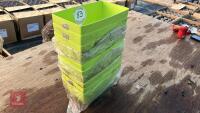 10 VERDE 30CM PLANTERS - 2