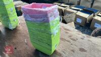 12 ROSA + VERDE 30CM PLANTERS - 3