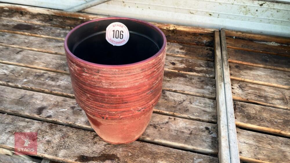 20 PLASTIC PAINTED RED POTS