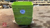 10 VERDE 30CM PLANTERS