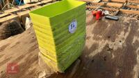 10 VERDE 30CM PLANTERS - 2