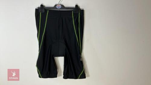 D2B CRASHPAD CYCLE SHORTS - SIZE XL
