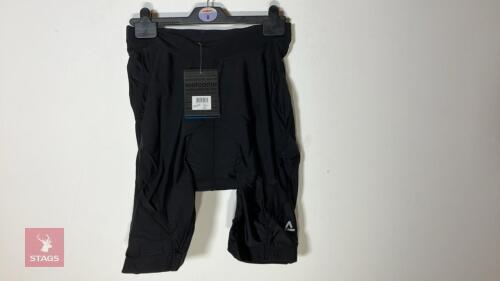 D2B VAULTED CYCLING SHORTS - SIZE S
