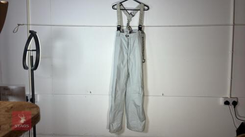 FIVE SEASONS WINCH TROUSER - SIZE L