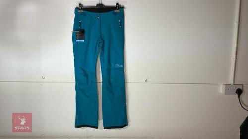 D2B STAND FOR PANT TROUSER - WAIST 26''