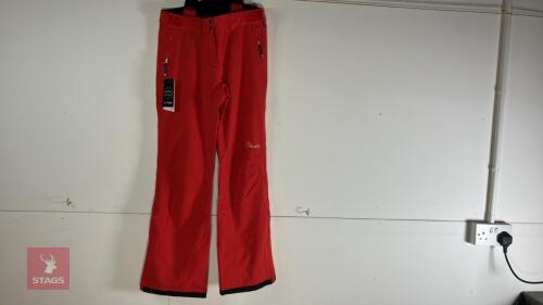 D2B STAND FOR PANT TROUSER WAIST 30''