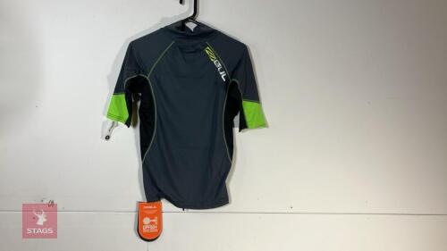 GUL XOLA FL SHORT SLEEVE RASHGUARD