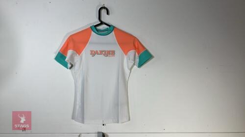 DAKINE WOMENS FLOW SNUG FIT SHORT SLEEVE