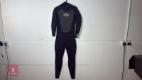 ANIMAL MENS LAVA BACK ZIP 5/4/3 WETSUIT