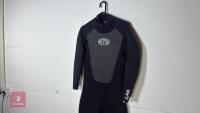 ANIMAL MENS LAVA BACK ZIP 5/4/3 WETSUIT - 3