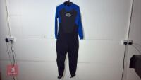 ANIMAL S09-ULTRA VI BACK ZIP 3/2 WETSUIT