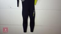 GUL RESPONSE CZ32BST2 STEAMER S WETSUIT - 2