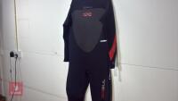 GUL RESPONSE 32SDLBST2 STEAMER WETSUIT - 3