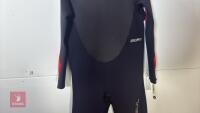 GUL RESPONSE 32SDLBST2 STEAMER WETSUIT - 10