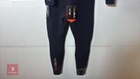 GUL RESPONSE 32SDLBST2 STEAMER WETSUIT - 11