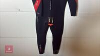 GUL RESPONSE 32SDLBST2 STEAMER WETSUIT - 15