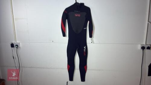 GUL RESPONSE 32SDLBST2 STEAMER WETSUIT