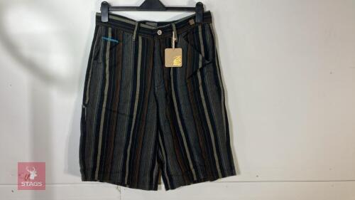 REEF HERRING MENS SHORTS - WAIST 32''