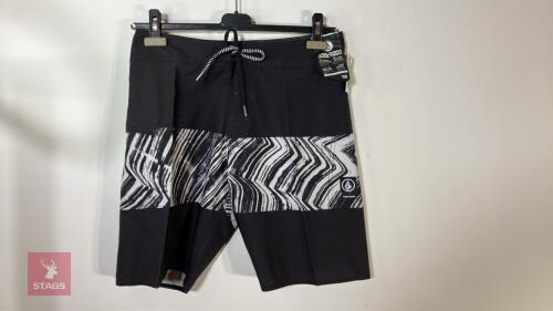 VOLCOM MOD-TECH 20 SHORTS - WAIST 30''