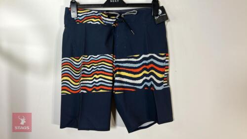 VOLCOM MOD-TECH 20 SHORTS - WAIST 34''